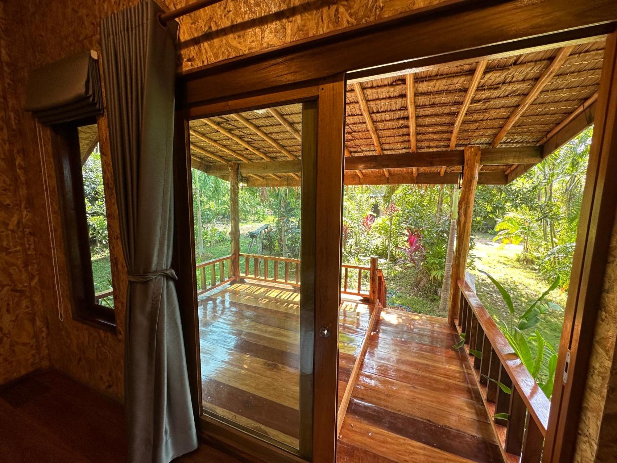 Koh Jum Bungalow & Hostel מראה חיצוני תמונה