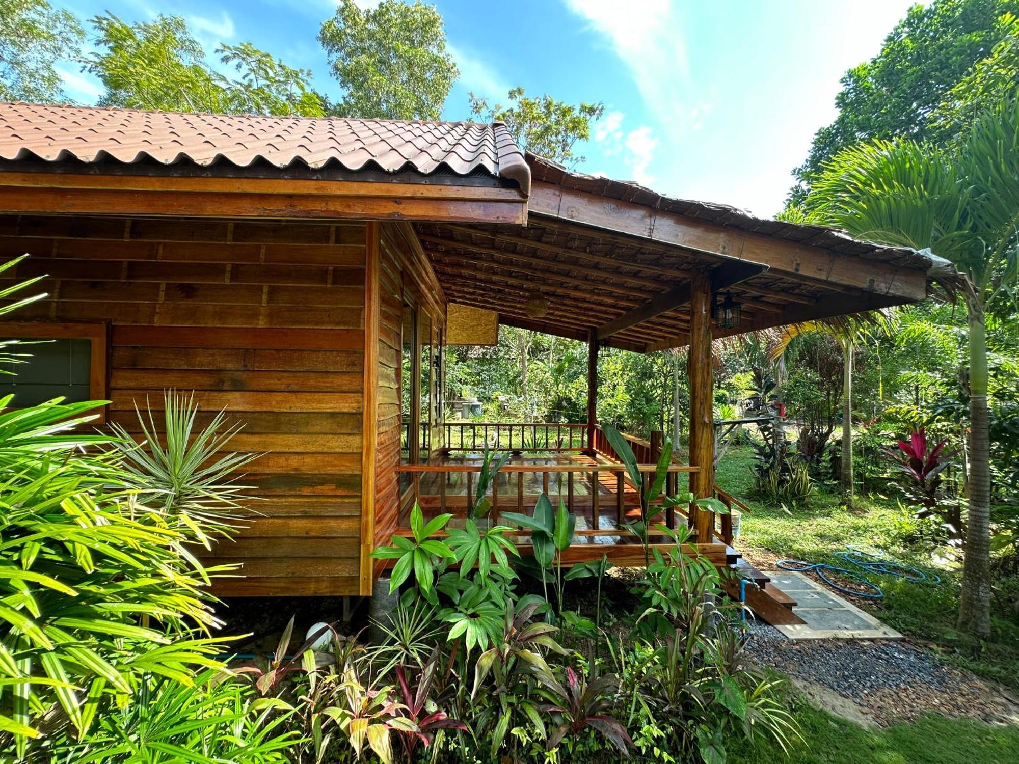 Koh Jum Bungalow & Hostel מראה חיצוני תמונה