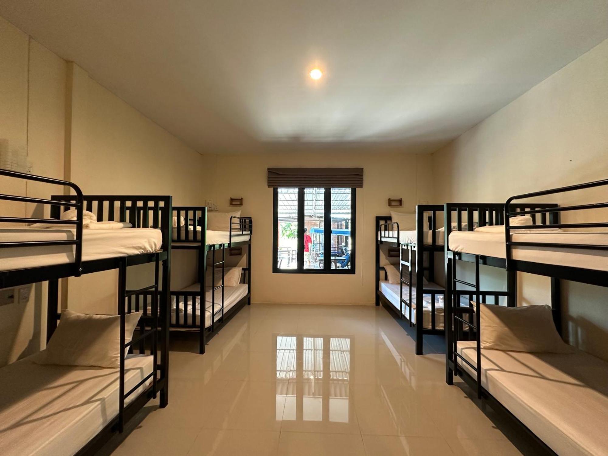 Koh Jum Bungalow & Hostel מראה חיצוני תמונה
