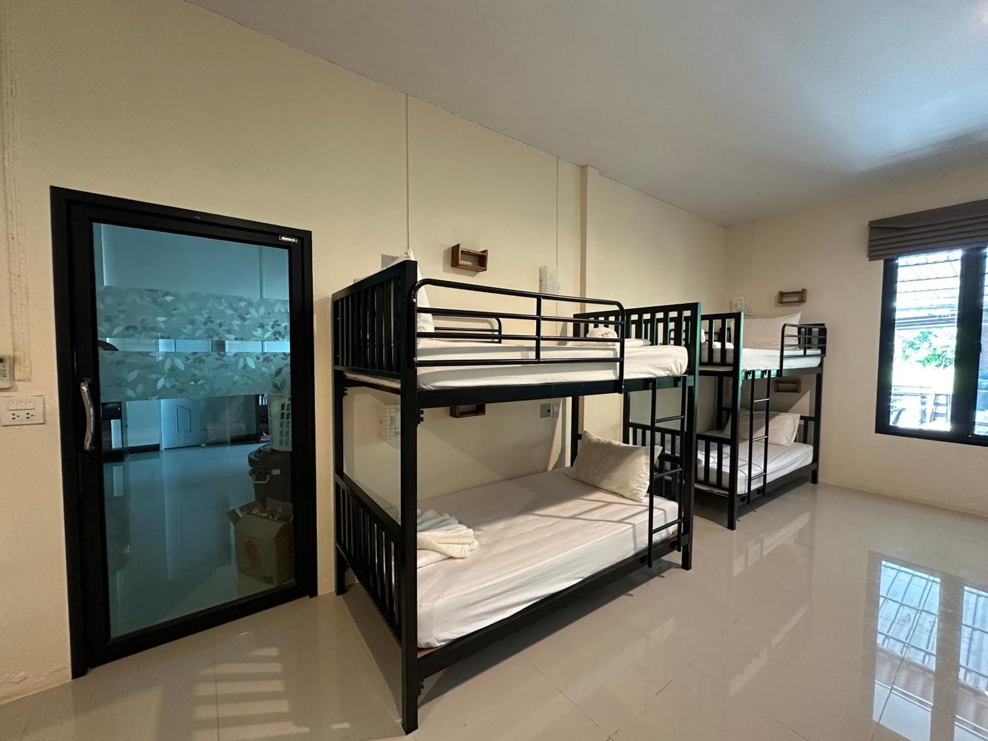 Koh Jum Bungalow & Hostel מראה חיצוני תמונה
