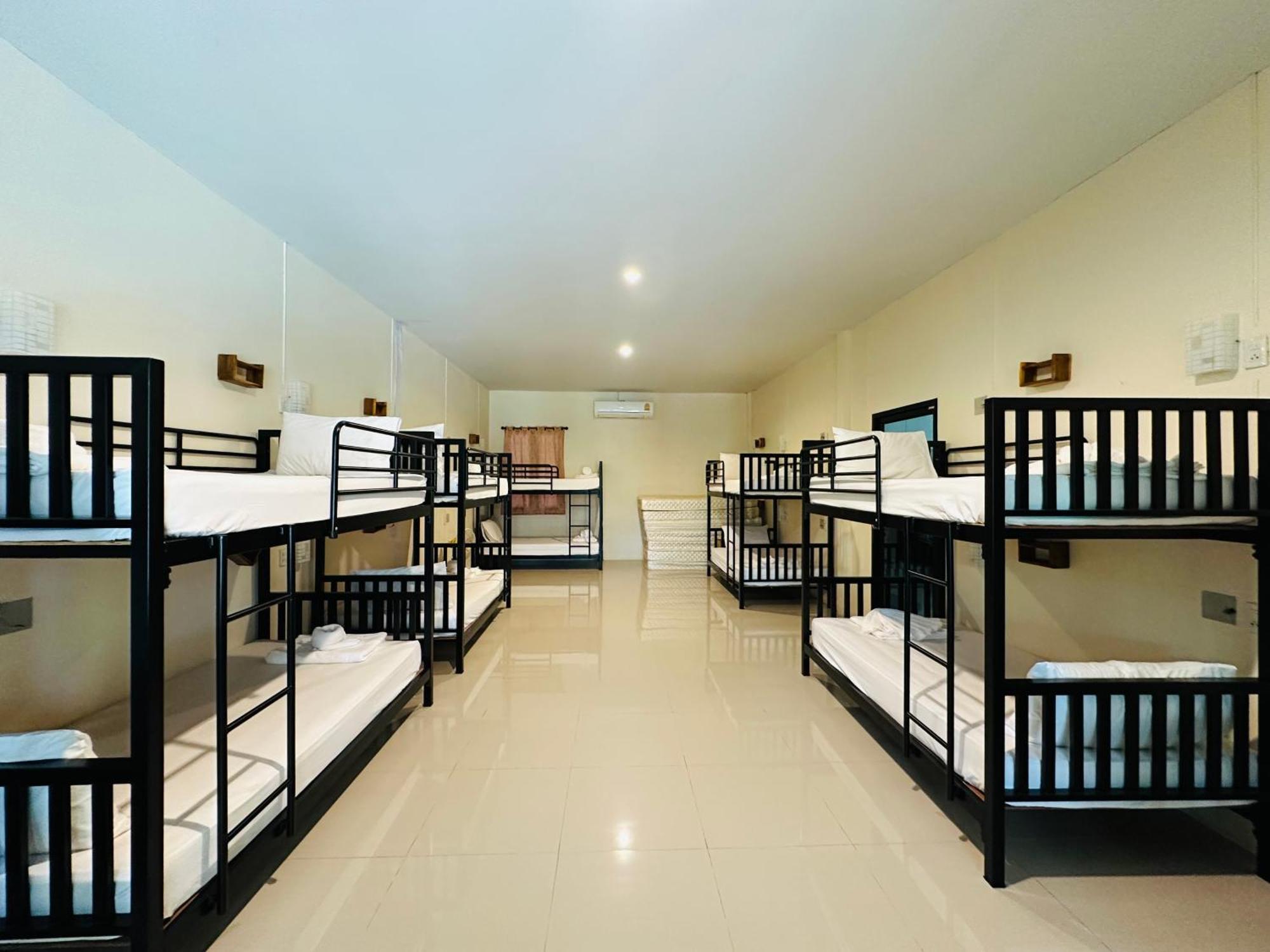 Koh Jum Bungalow & Hostel מראה חיצוני תמונה