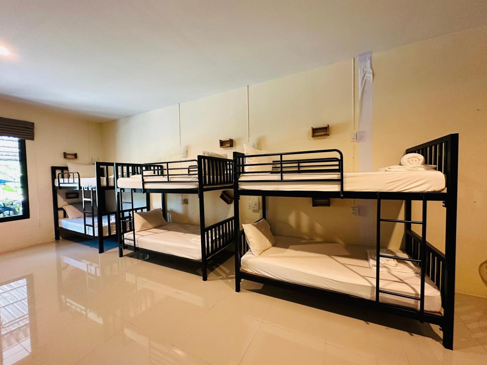 Koh Jum Bungalow & Hostel מראה חיצוני תמונה