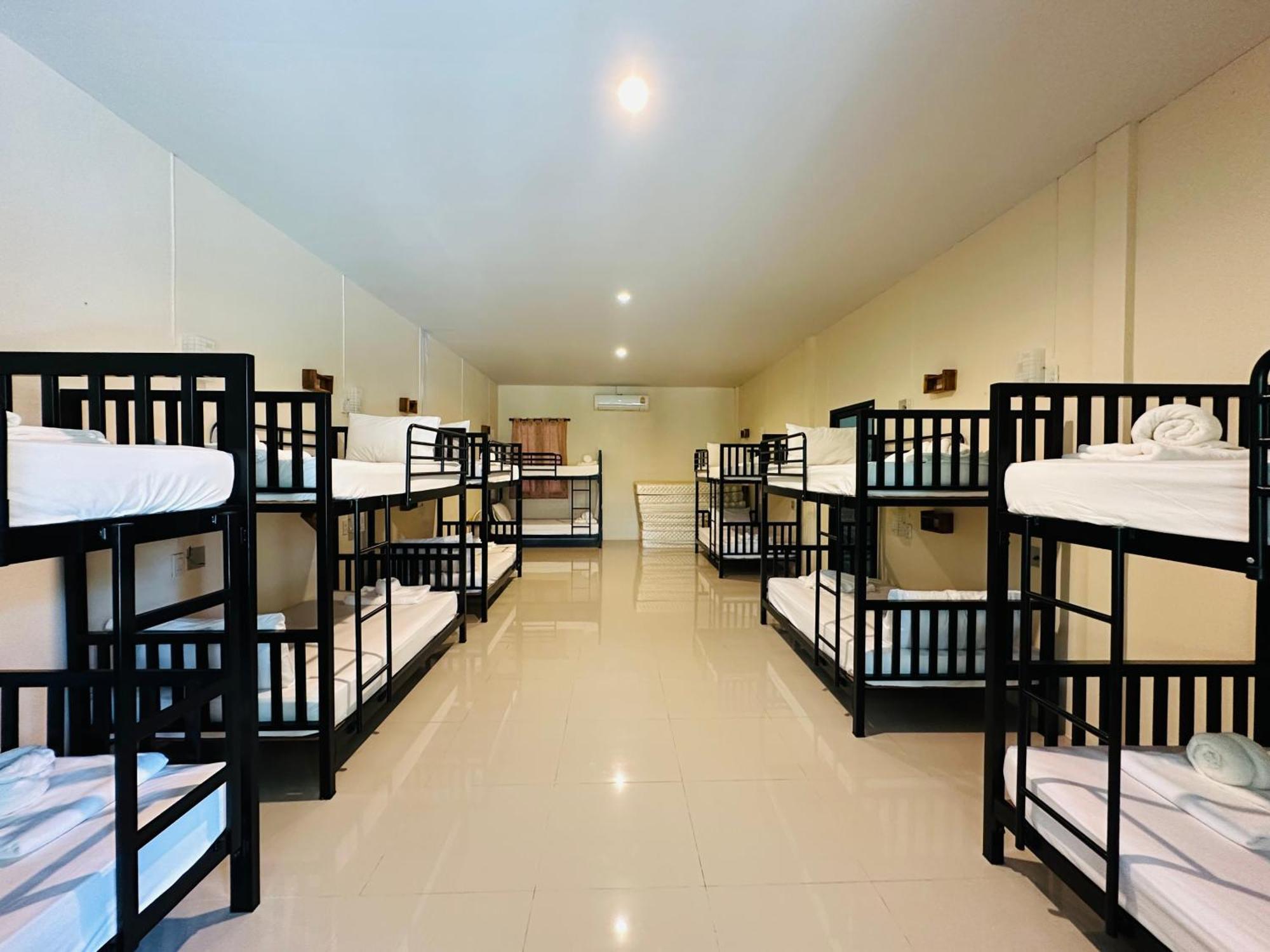 Koh Jum Bungalow & Hostel מראה חיצוני תמונה