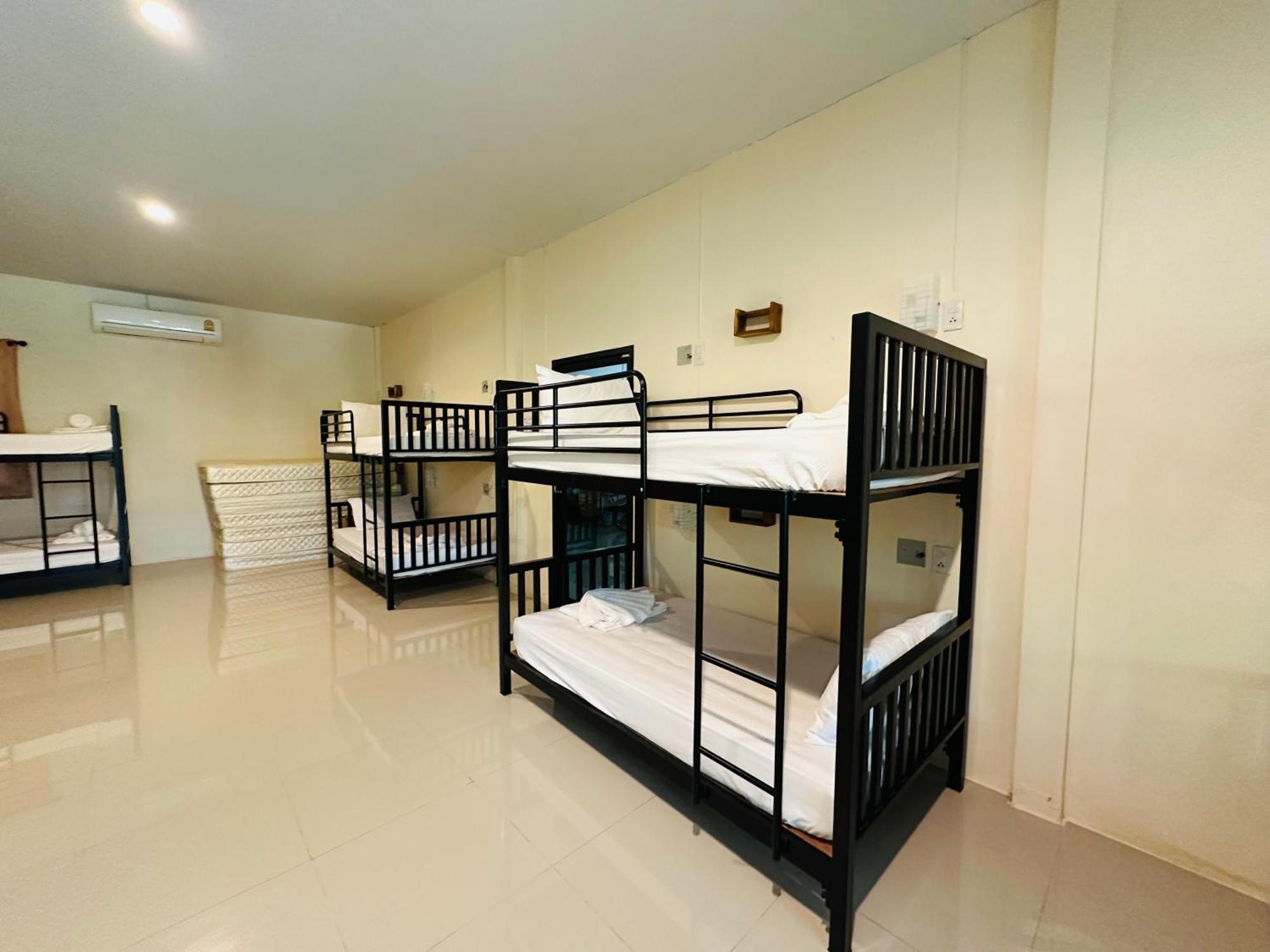 Koh Jum Bungalow & Hostel מראה חיצוני תמונה