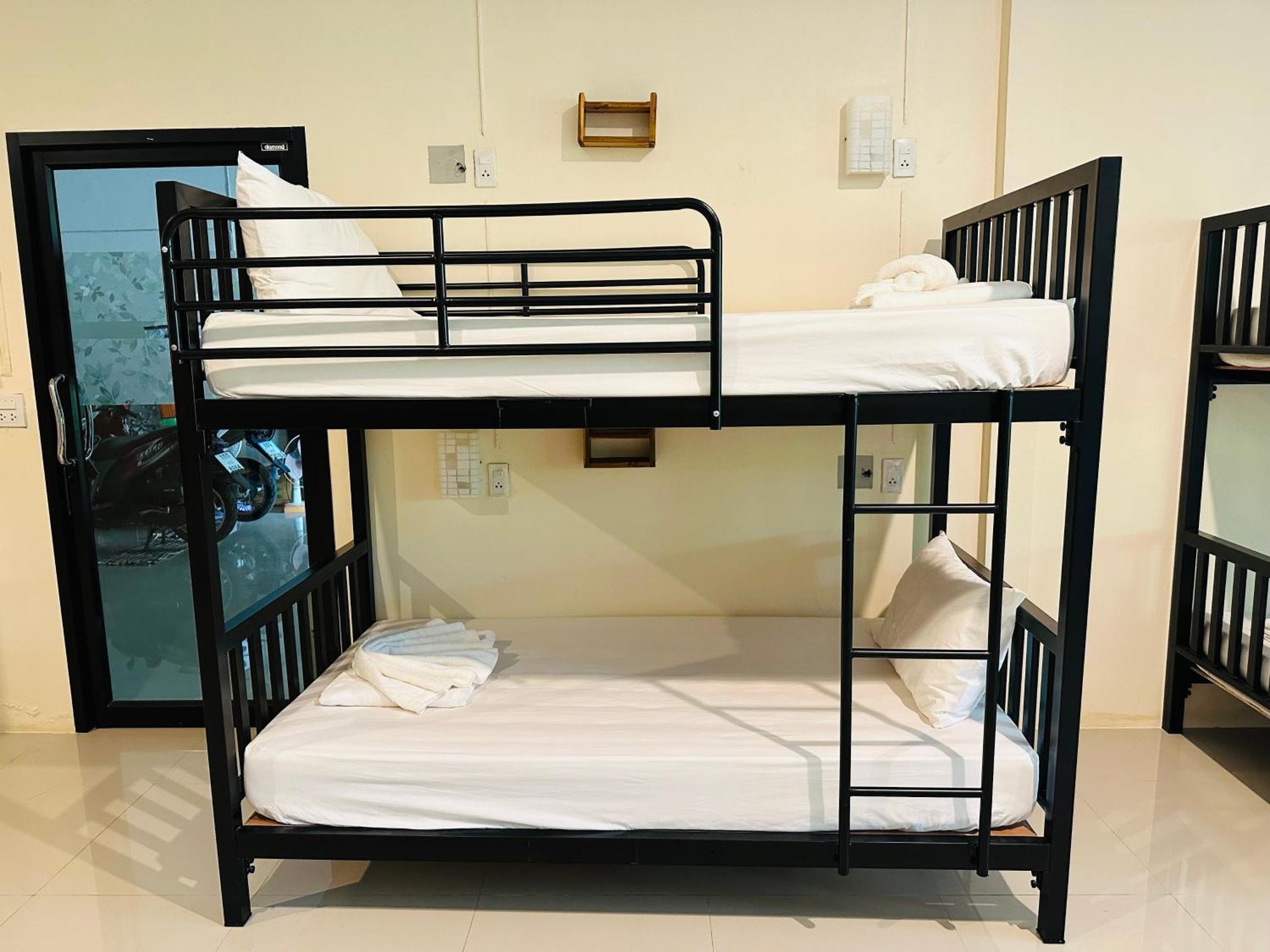 Koh Jum Bungalow & Hostel מראה חיצוני תמונה