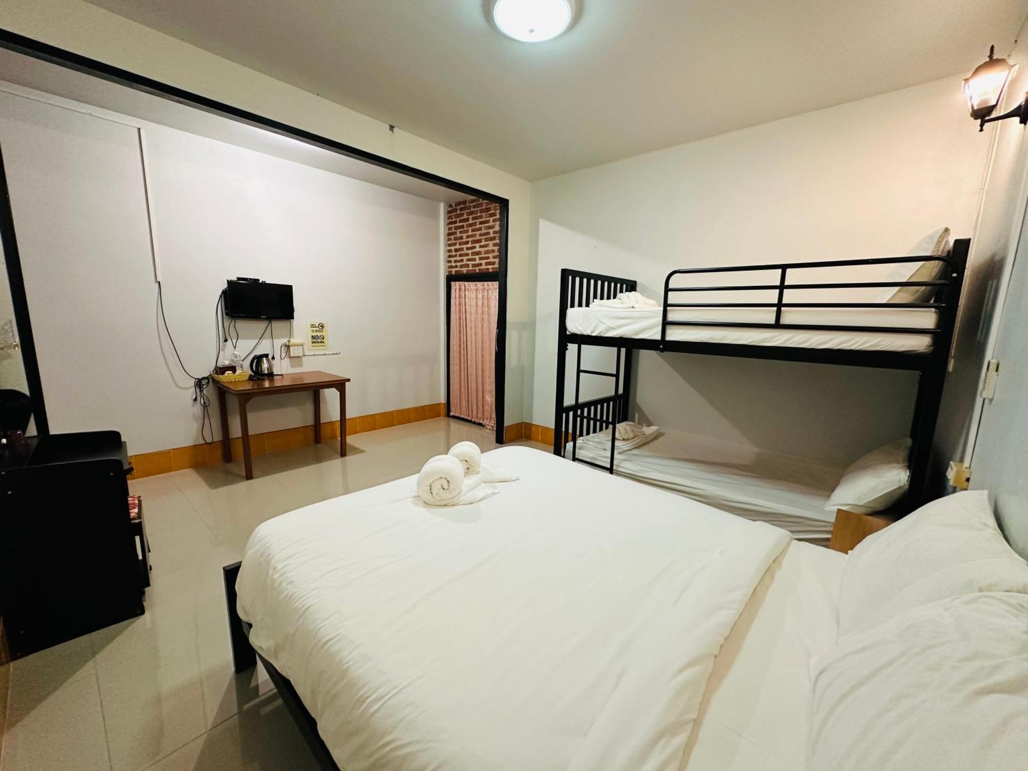 Koh Jum Bungalow & Hostel מראה חיצוני תמונה