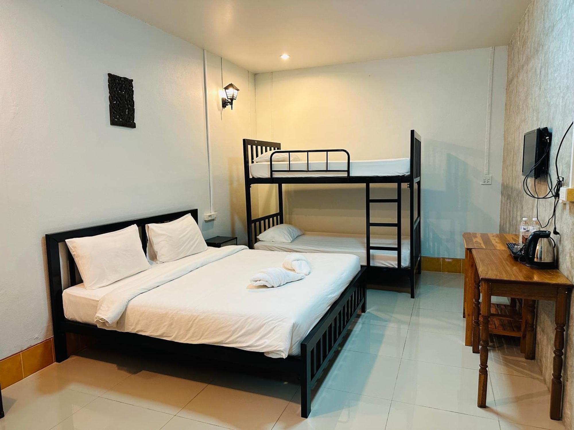 Koh Jum Bungalow & Hostel מראה חיצוני תמונה